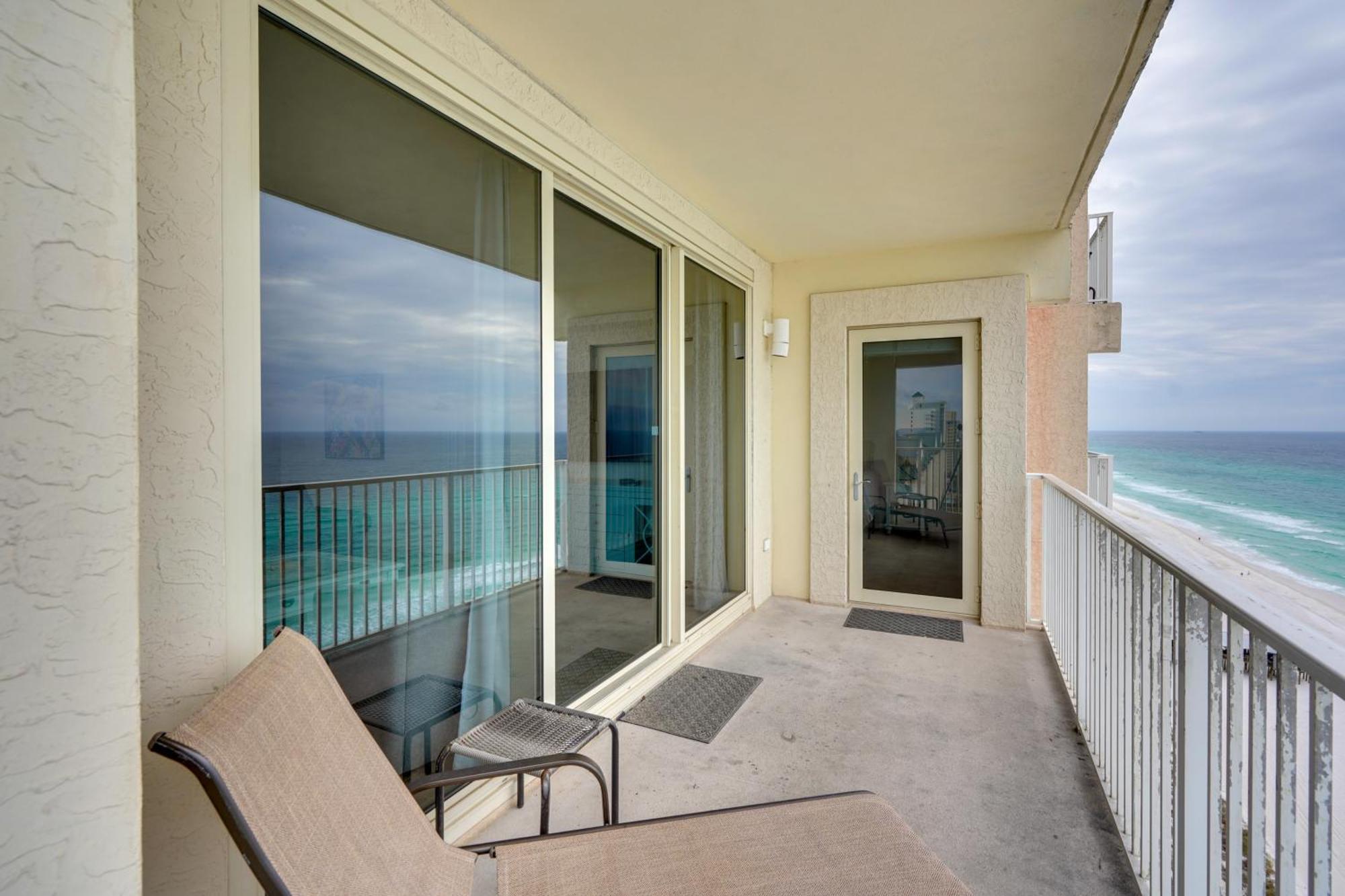 Beachfront Pcb Condo With Ocean View, Pool Access! 파나마 시티 외부 사진