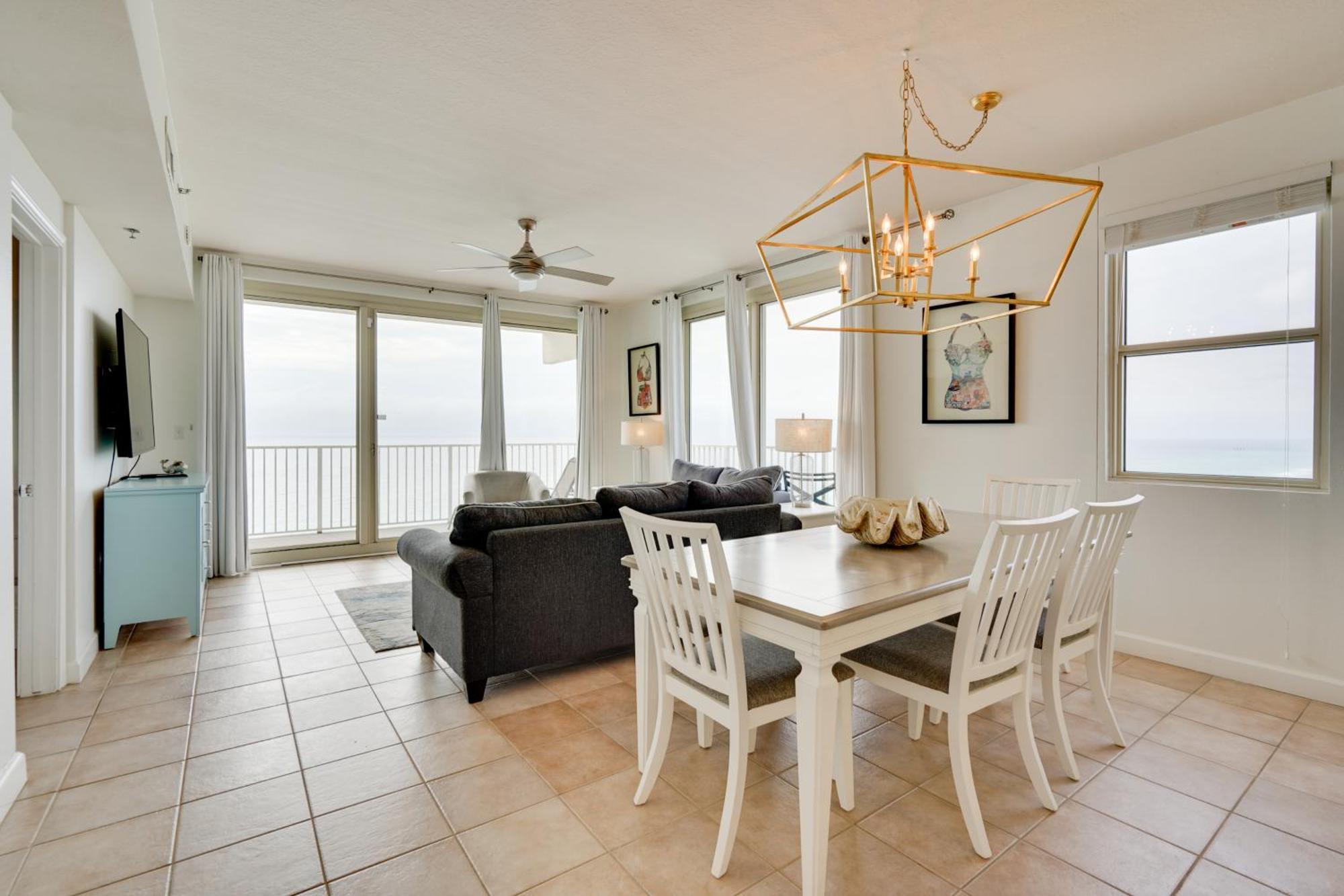 Beachfront Pcb Condo With Ocean View, Pool Access! 파나마 시티 외부 사진